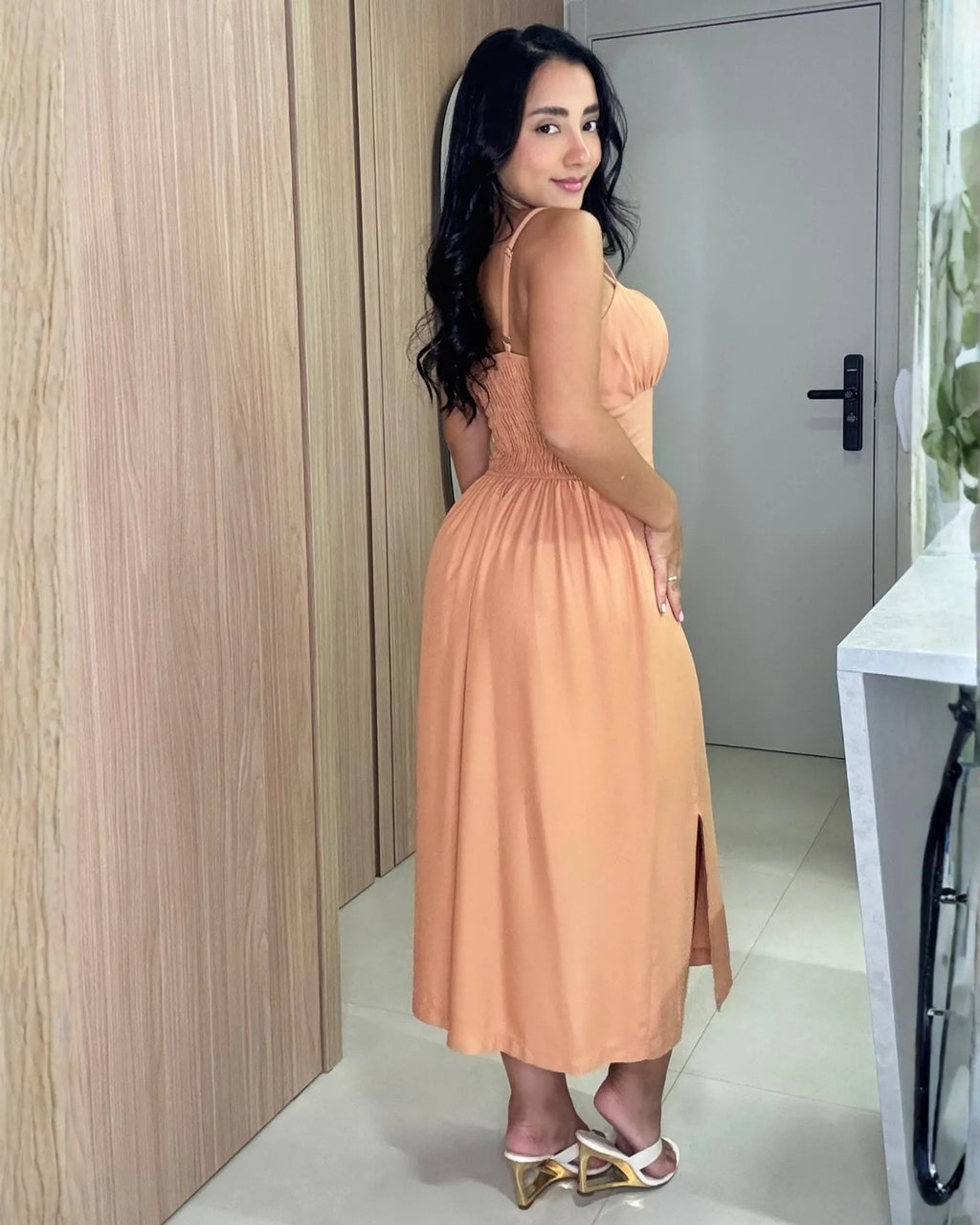 Vestido Meire Caramelo