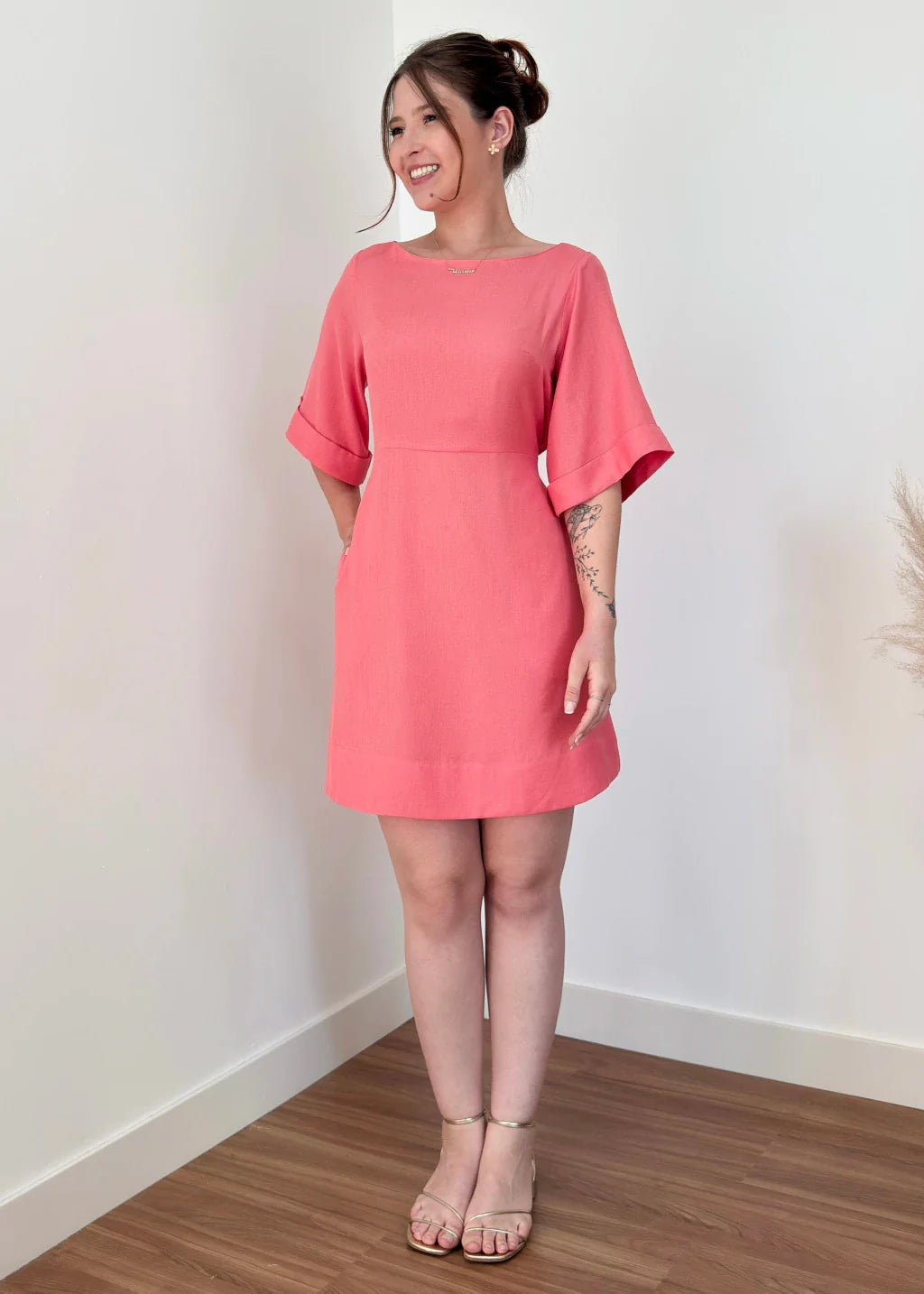 Vestido Trivê com mangas rosa blush