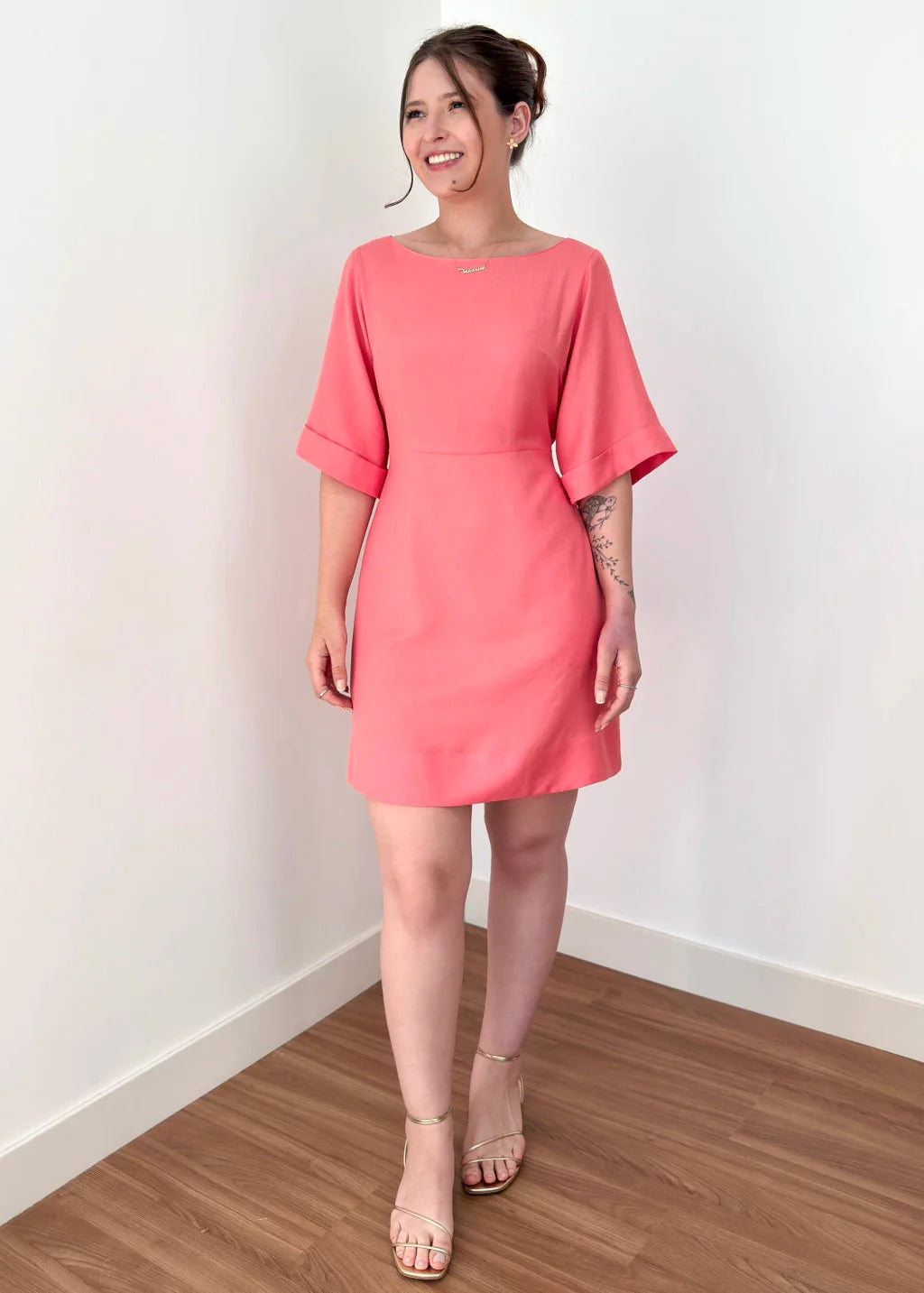 Vestido Trivê com mangas rosa blush