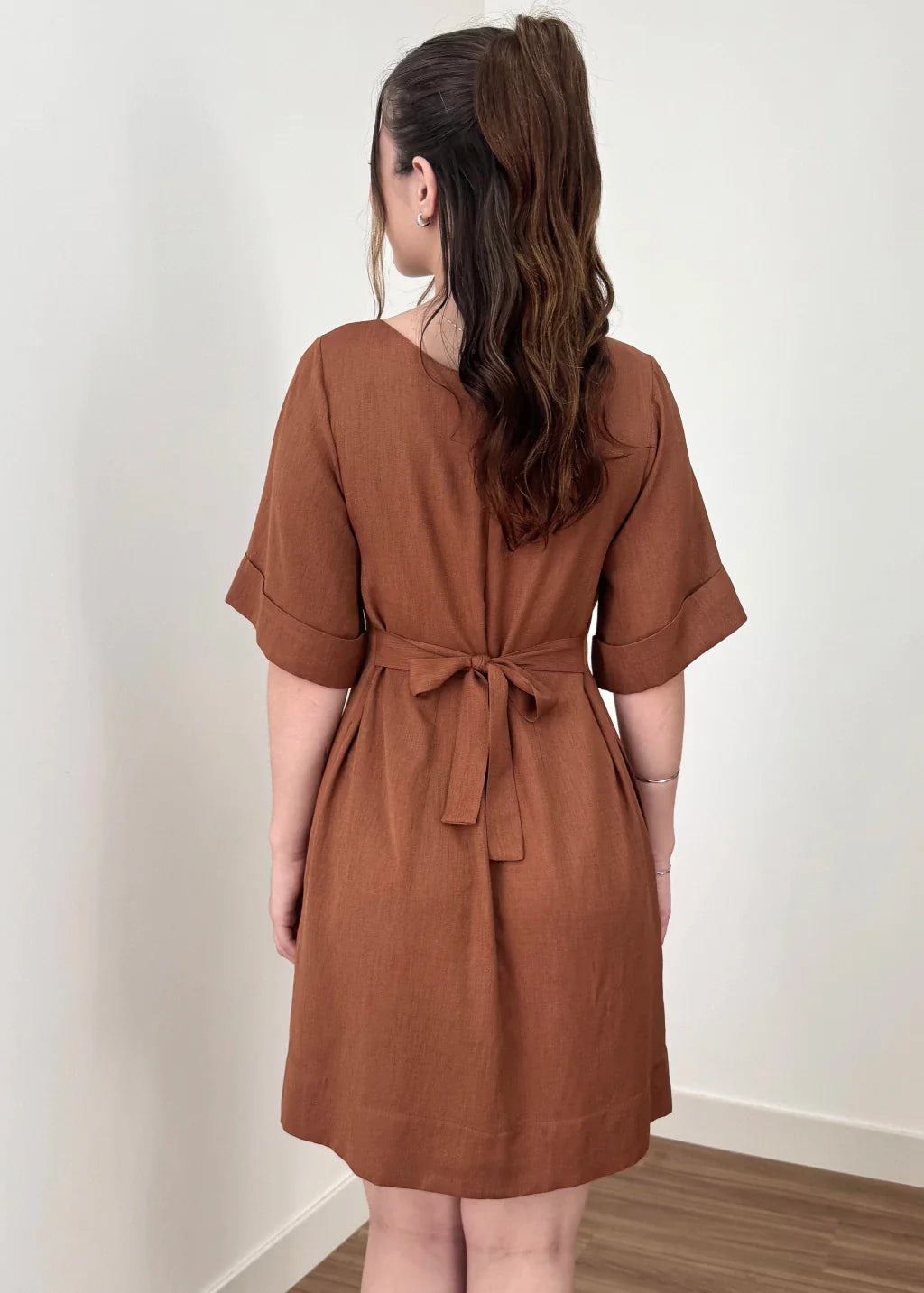 Vestido Trivê com mangas Caramel