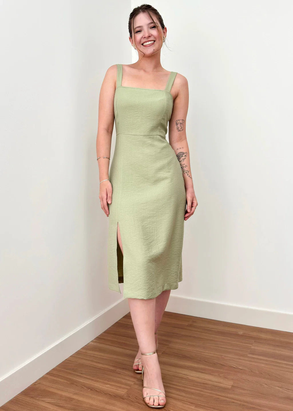 Vestido Midi Cloe Verde Alecrim
