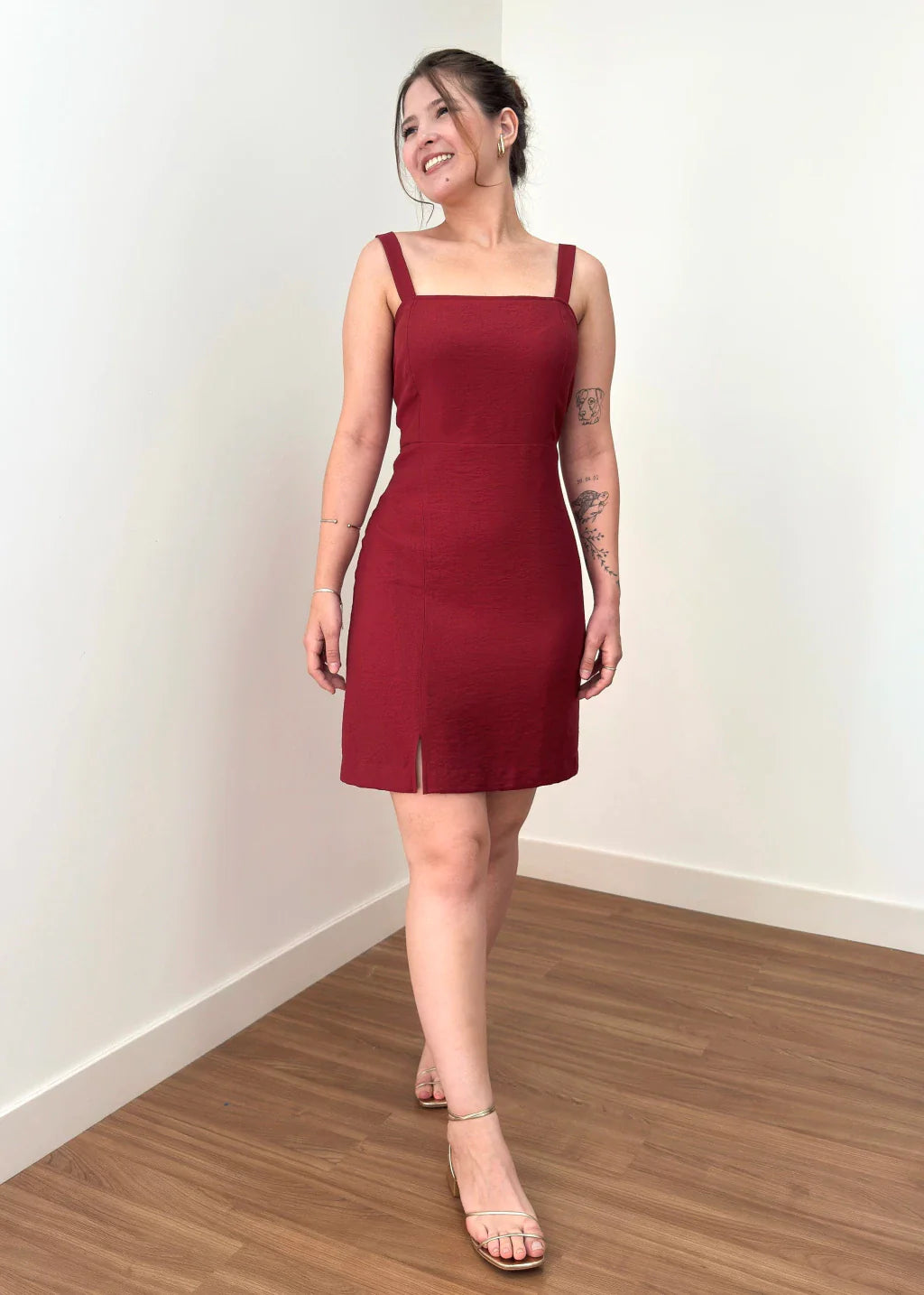 Vestido Cloe Vermelho Burgundy